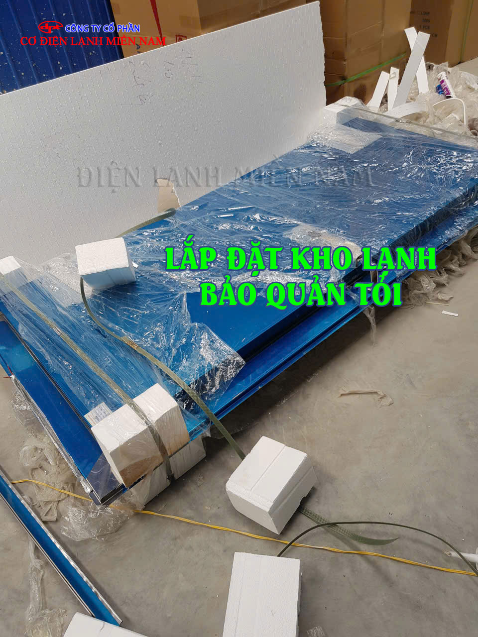 cửa kho lạnh bảo quản tỏi bằng inox chống gỉ